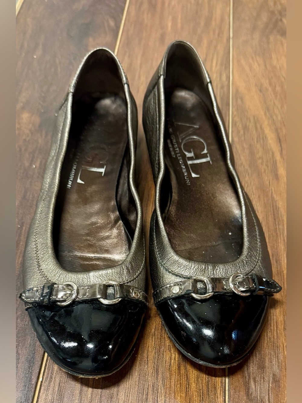 AGL Gray Metallic Leather Ballet Flats 39.5